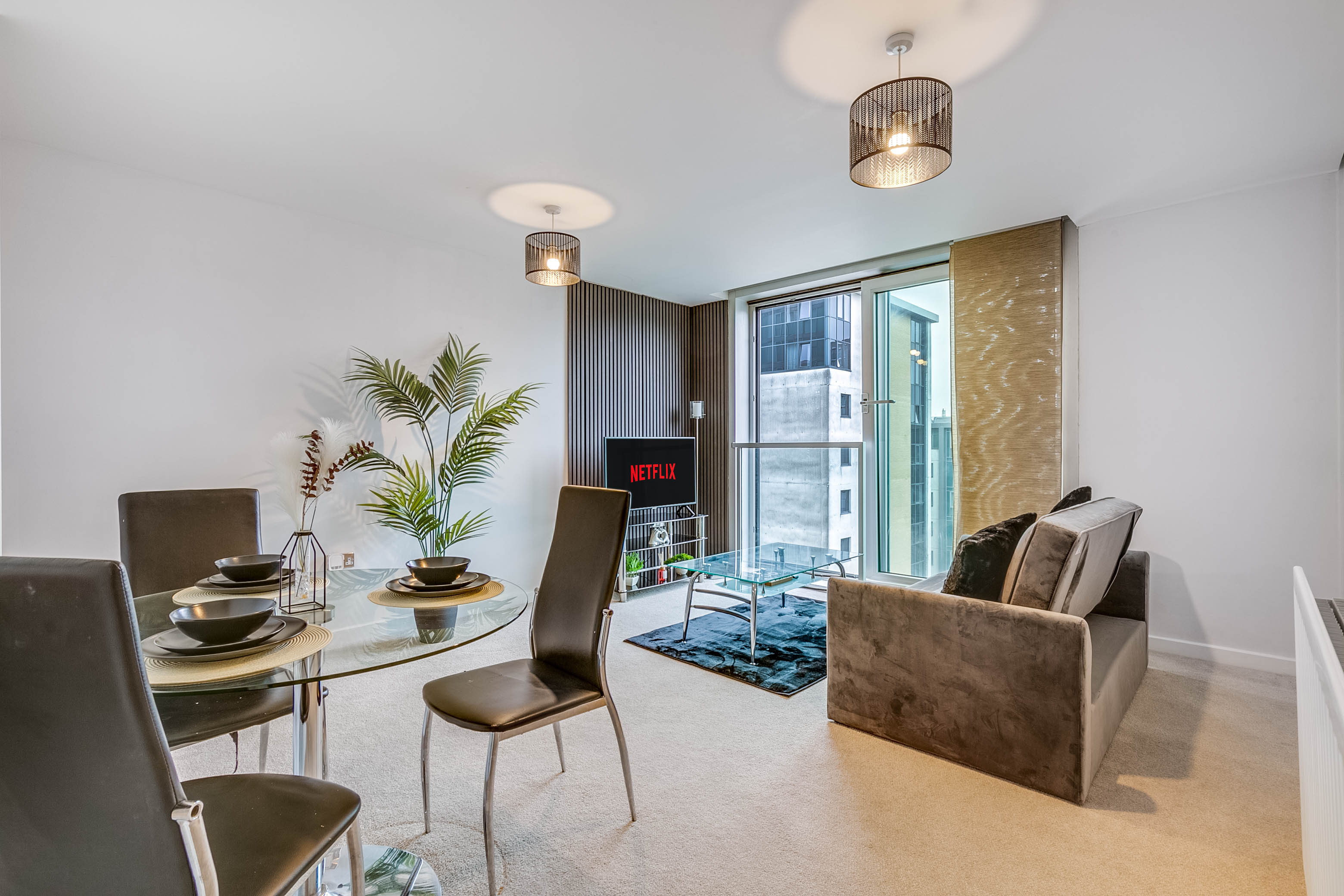 Ruby City Stay - Image 5